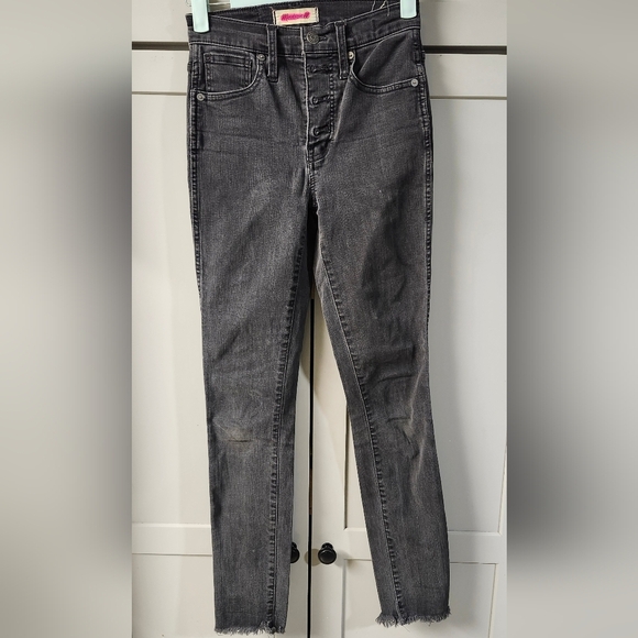 10" High-Rise Skinny Jeans in Berkeley Black: Button-Through Edition Sz 23 - Picture 3 of 5